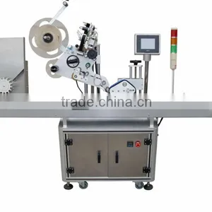 Horizontal Round Bottle Labeling Machine thumbnail-1