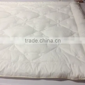 Bamboo Quilt With Bamboo Fabric as Out Shell and Bamboo Fiber as Filling thumbnail-3