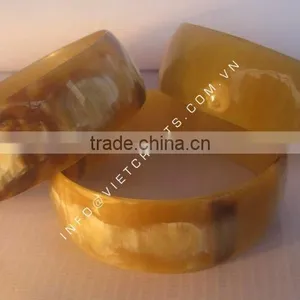 Set of 3 Natural Horn Bangle thumbnail-1