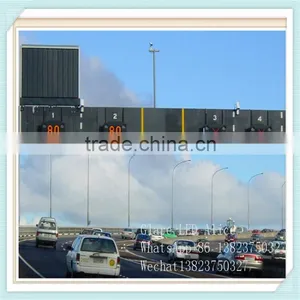 600mm Lane Control Signs With Red Cross & Green Arrow thumbnail-1
