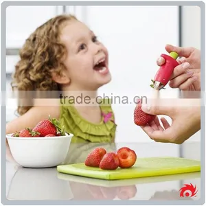 Kitchen Gadgets Tomato Strawberry Stem Leaves Huller Remover thumbnail-1