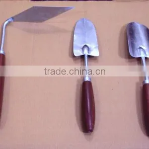 Low Price 3 Piece Garden Hand Tool Set, Wooden Handle Garden Tool Set, Garden Tools India thumbnail-1