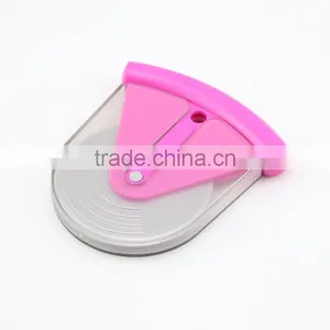 Mini Stainless Steel Pizza Wheel Knife thumbnail-2