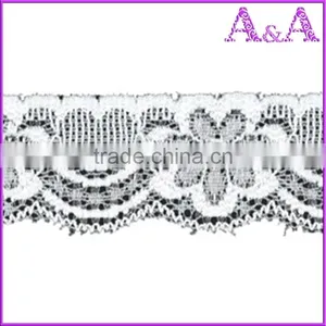 China Diamond Lace for Wedding Design Embroidery Bridal Sewing Lace Trim for Women Dress thumbnail-6