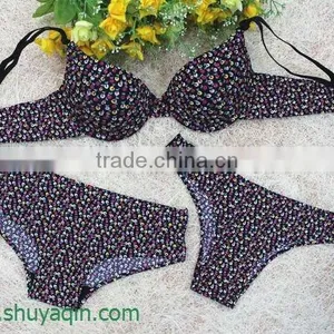 Fashion Flower Printed Ladies' Underwear thumbnail-1