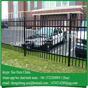 Powder Coated Steel Tubular Fence in Black Color thumbnail-1
