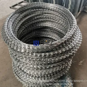 Hot Dipped Heavy Galvanized Razor Wire BTO-22 Concertina 980mm Diameter thumbnail-3
