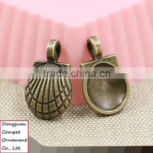Wholesale Metal Jewelry Marine Animal Shell Green Bronze Zinc Alloy Scallops Pendant thumbnail-2