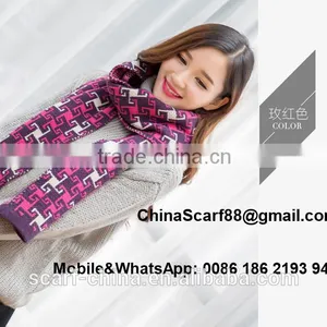 Wholesale Oversize Wool Scarf thumbnail-4