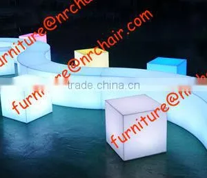 Shanghai Event Rental Furniture Acrylic Lounge LED Light Sitting Cube Seat thumbnail-3