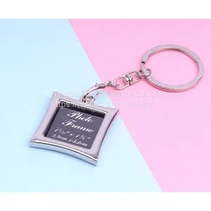 Fashion Metal Key Chains for Souvenir Gift Snap Hooks Bag Key Ring Charms Findings Couples Promotion Gifts thumbnail-5
