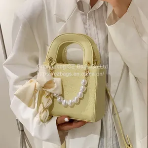 Small Bag Female Summer 2021 New Fashion Portable Small Square Bag High Sense Foreign Style Single Shoulder Messenger Bag Diana Bag thumbnail-5