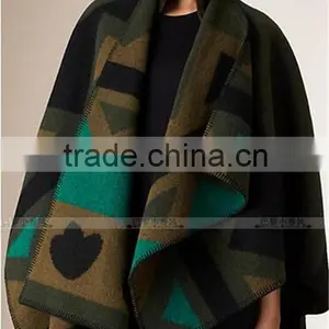 Over Sized Runway Catwalk Street Snap Knitted Cardigan Cape Poncho Sweater thumbnail-1