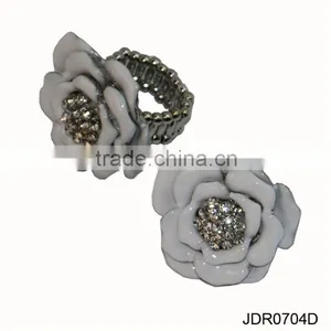 Silver Flower Stretch Ring thumbnail-1