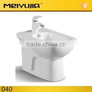 2010-1R Ceramic Sanitary Ware Women Washing Toilet Bidet thumbnail-1