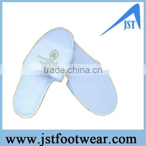 Hotel Disposable Slipper thumbnail-1