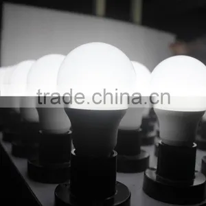 High Quality Competitive Price 9W E27/B22 Ra>80 SMD 2835 Led Bulb Light thumbnail-5