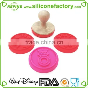 Food Grade Valentine Gift Silicone Diamond Ring Cookie Stamp With Wooden Handle thumbnail-1