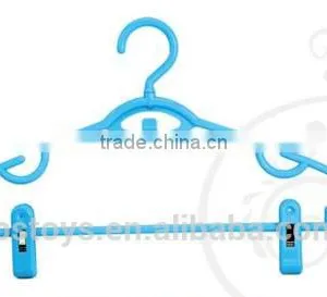 PP Blue Hanger With Clips thumbnail-1