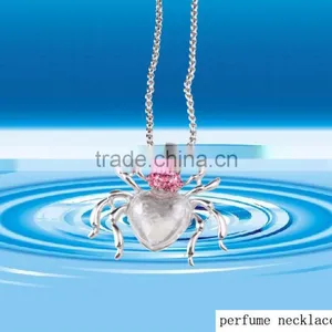 Spider Shape Jewelry Pendant Glass Perfume Bottle Jewelry thumbnail-1