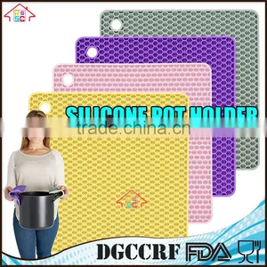 Food Grade Square Honeycomb Shaped Silicone Pot Holder thumbnail-1