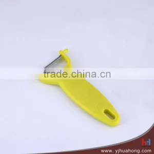 Useful Plastic Handle Stainless Steel Julienne Peeler thumbnail-1