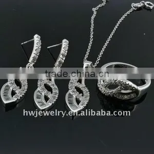 White CZ Stone Jewelry Set thumbnail-1
