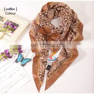 Lingshang New Design Lady's Pure Acrylic Handmade Knitted Triangular Attached Bowknot Scarf thumbnail-2