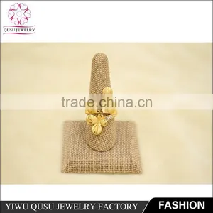 2015 Yiwu New Products Gold Plated Ring With Two Engrave Pattern Butterfly Shape thumbnail-1