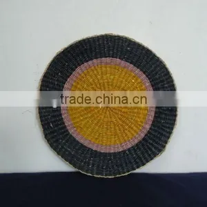 Round Seagrass Woven Placemat thumbnail-1