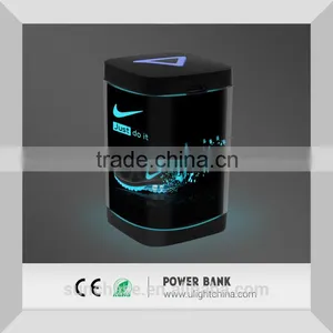 2016 Newest Portable LED Backlight Power Bank, Factory Private Mould Direct Selling Powerbank thumbnail-3
