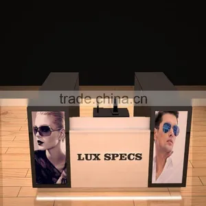 Banking Panit Sunglasses Kiosk Showcase Sunglasses Mall Kiosk thumbnail-4