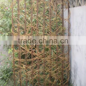 Wooden Garden Fence thumbnail-1