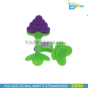 Manufacture Bpa Free Food Grade Silicone Baby Teether Toys thumbnail-5