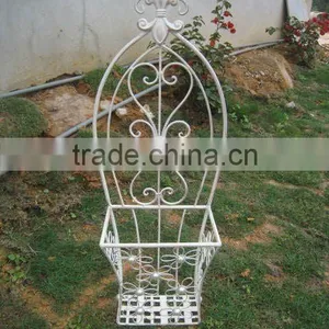 Elegant Daisy Royal Wrought Iron Wall Planter thumbnail-1