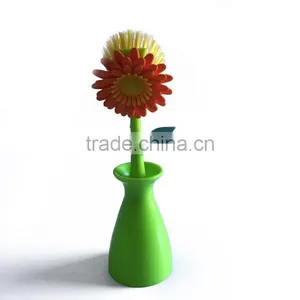 Flower Shaped Plastic Pan Brush thumbnail-2