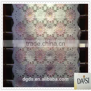 China Manufactury Home Textiles PVC Lace Plastic Tablecovers Walmart Wholesale 50X20meter thumbnail-3