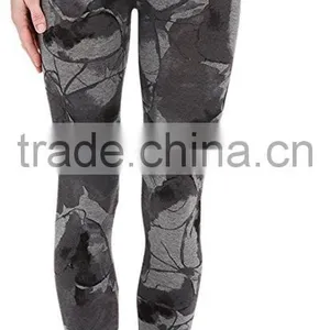 Custom Women's Printed Wholesale Sublimation Camo Sports Gym Legging Sexy Yoga Pants Gym Wear thumbnail-4