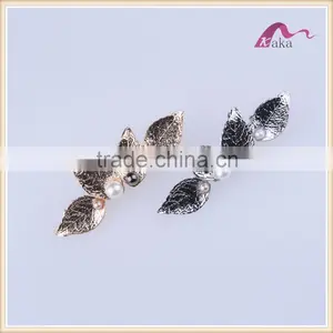 Wholesaler New Design Leaves Hair Pins Fashion Hair Accessories Pearls Decoration Hair Pins for Women thumbnail-3