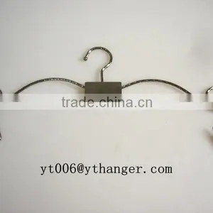 RQ681 Metal Bra Hanger Underwear Hanger With Clips thumbnail-1