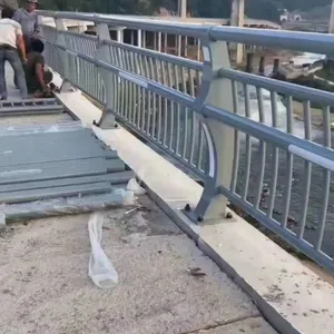 Non-standard Landscape Guardrails With Quality Guarantee From the Source Factory, High Impact Resistance. Longbang Traffic Facilities thumbnail-4