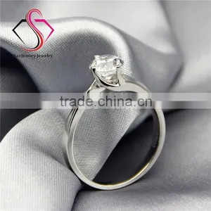 Round Brilliant Cut Moissanite Solitaire 1 Carat 6.5mm Center 14k 18k PT950 Wedding Engagement Ring thumbnail-4
