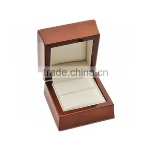 OEM/ODM Handmade Luxury Engagement Ring Box Wholesale thumbnail-4