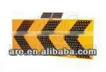 Hazard Marker Warning Lights (Three Arrow) thumbnail-1