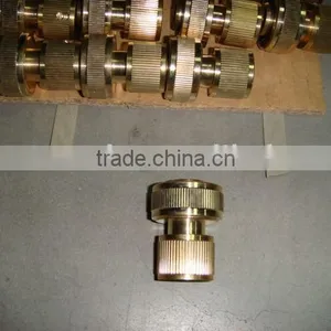 3/4" HOSE CONNECTOR thumbnail-1