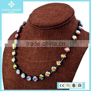 Wholesale Crystal Fashion Statement Necklace in China thumbnail-2