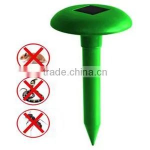 Solar Ultrasonic Waves Rat Rodent Pest Snake Repeller thumbnail-1