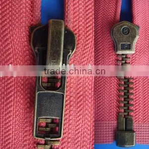 Zipper thumbnail-1