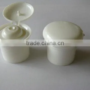Plastic Flip Top Bottle Cap thumbnail-2