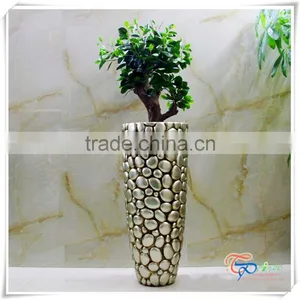 Black Resin Tall Pots Flower Planter thumbnail-3
